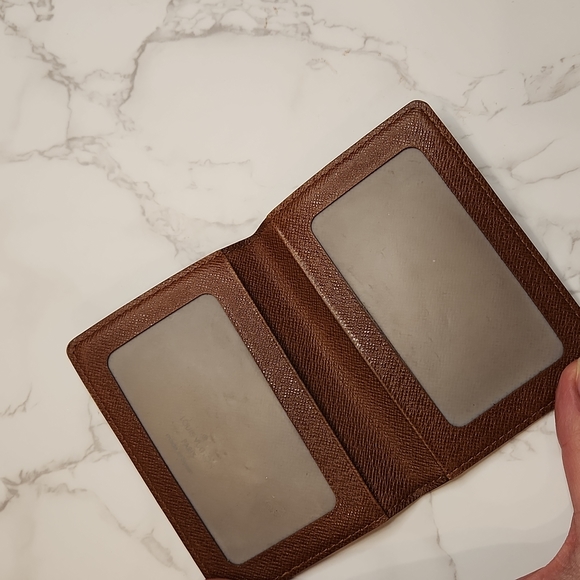 Authentic Louis Vuitton Monogram ID Holder - Picture 4 of 7